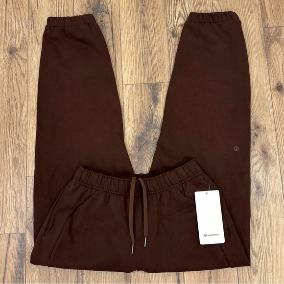lululemon athletica Pants - NWT Lululemon Scuba Mid Rise Oversized Joggers In Lava Cake Size Small